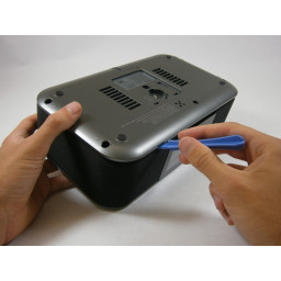 Замена нижней крышки iHome iD95