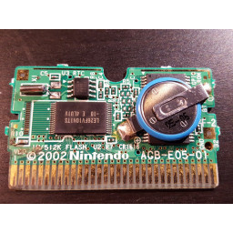 Замена батареи картриджа Game Boy Advance